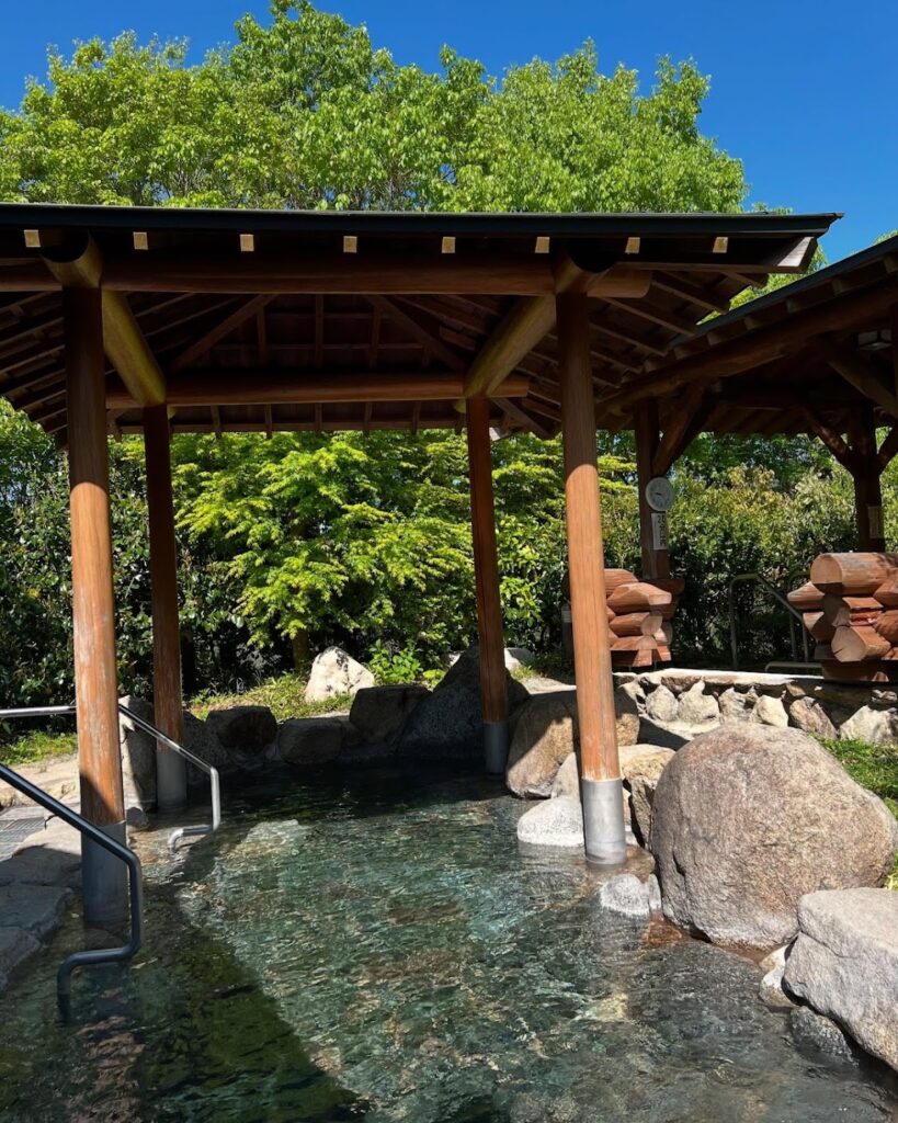 鳴神温泉ななのゆ