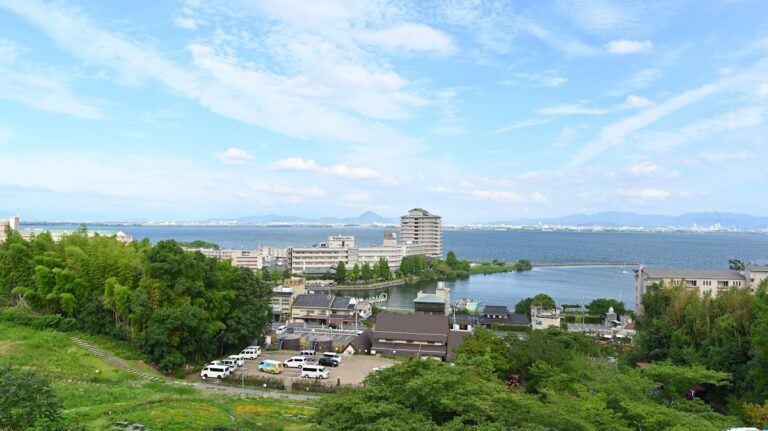 滋賀おごと温泉 びわ湖花街道