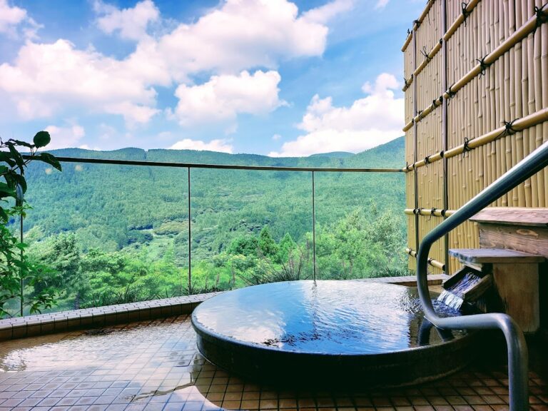 天空の宿 山暖簾
